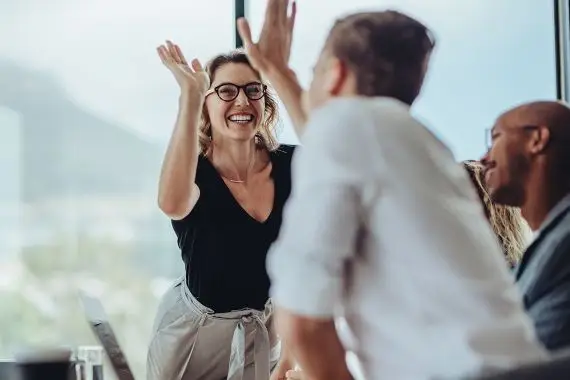 5 bénéfices de l’équité salariale pour votre entreprise