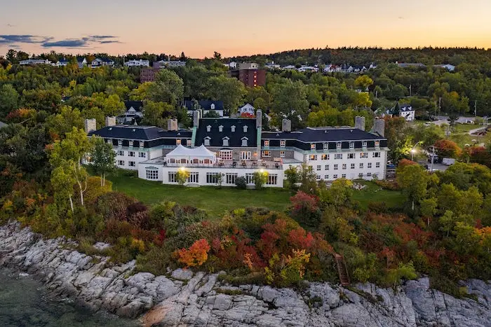 Des dizaines de millions pour agrandir l’hôtel Le Manoir à Baie-Comeau